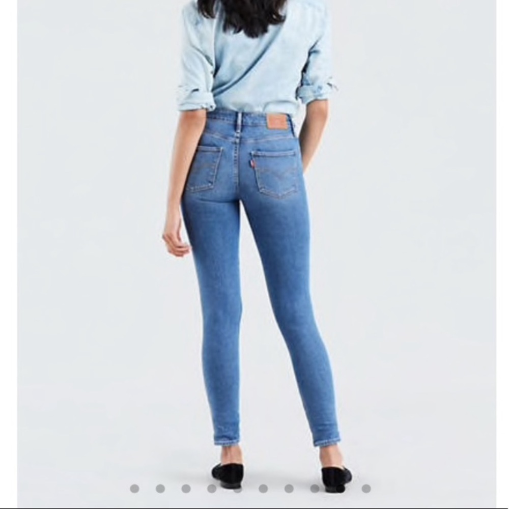 Levi’s 721 Distressed High Rise Skinny Jeans - Picture 2 of 9